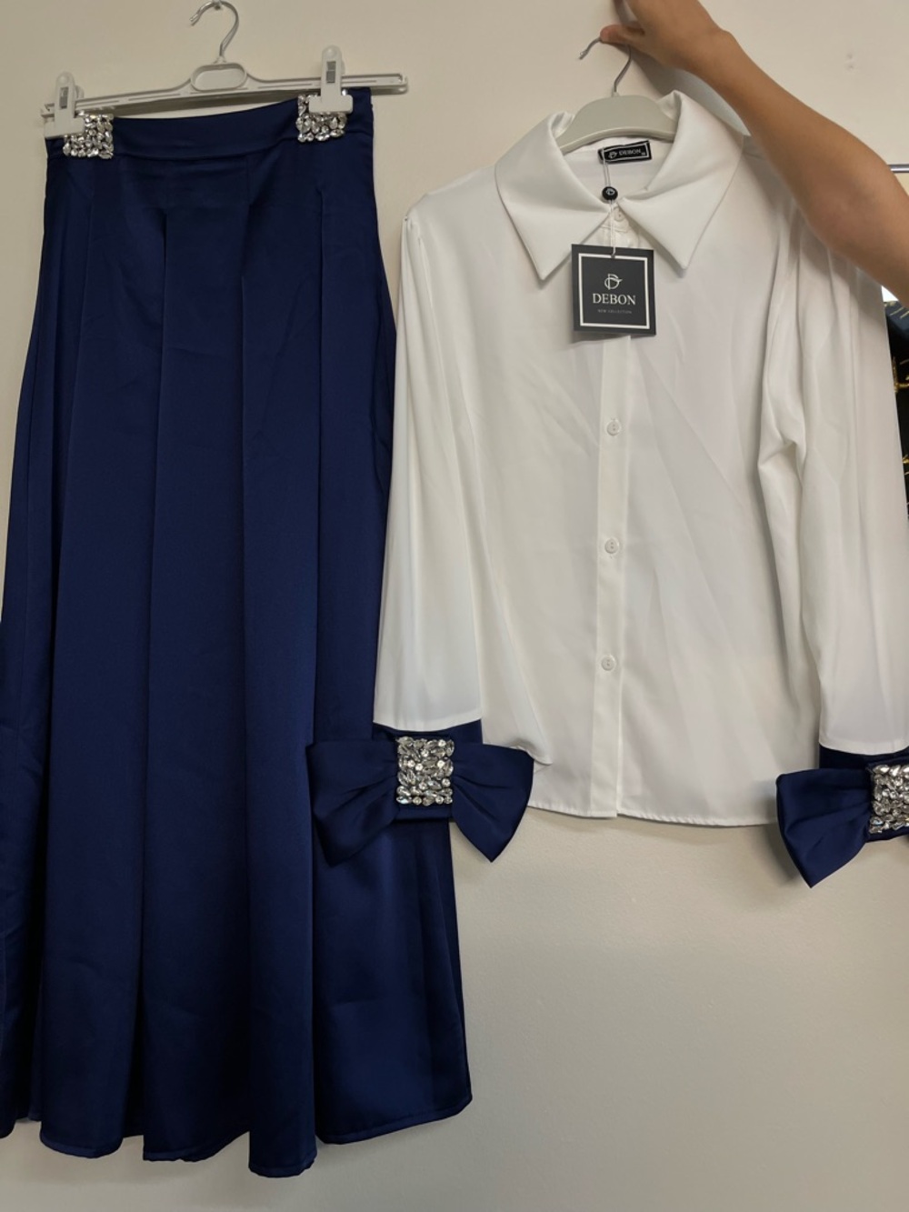 Two pieces skirt set